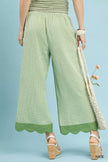 Elastic waistband detail on breezy wide-leg pants