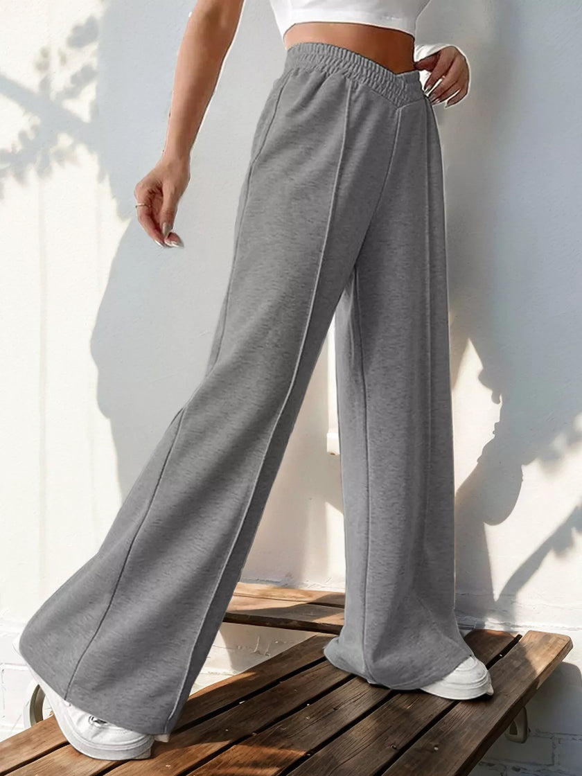 Comfortable wide leg pants with elastic high waist