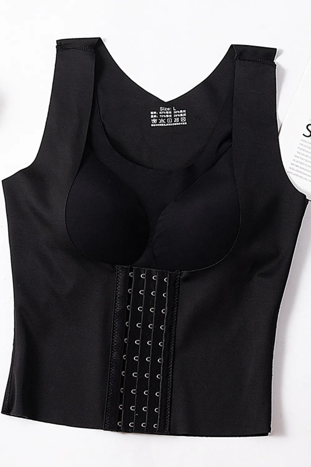 Scoop neck tank with removable padding detail