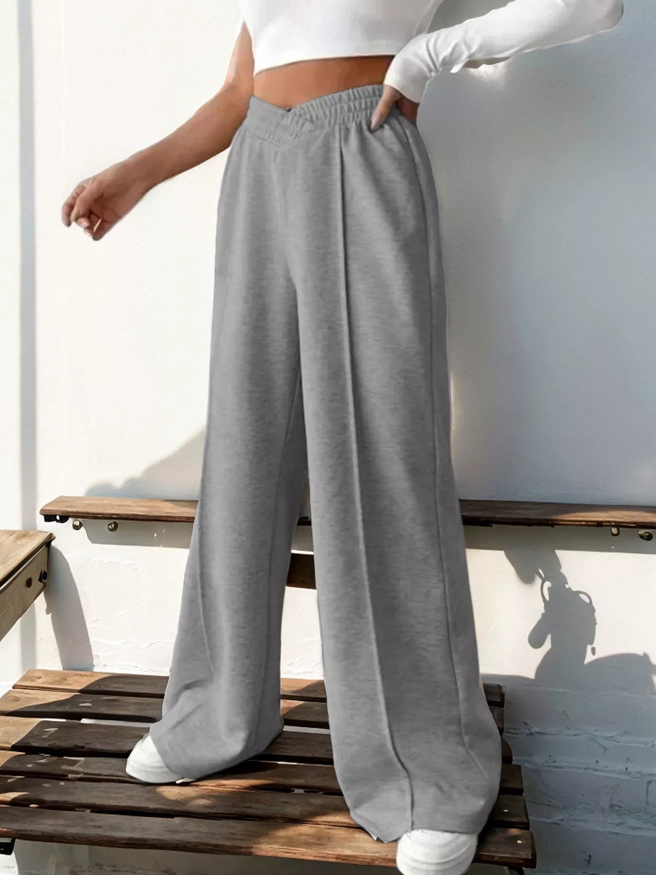 Relaxed fit high waist wide leg pants